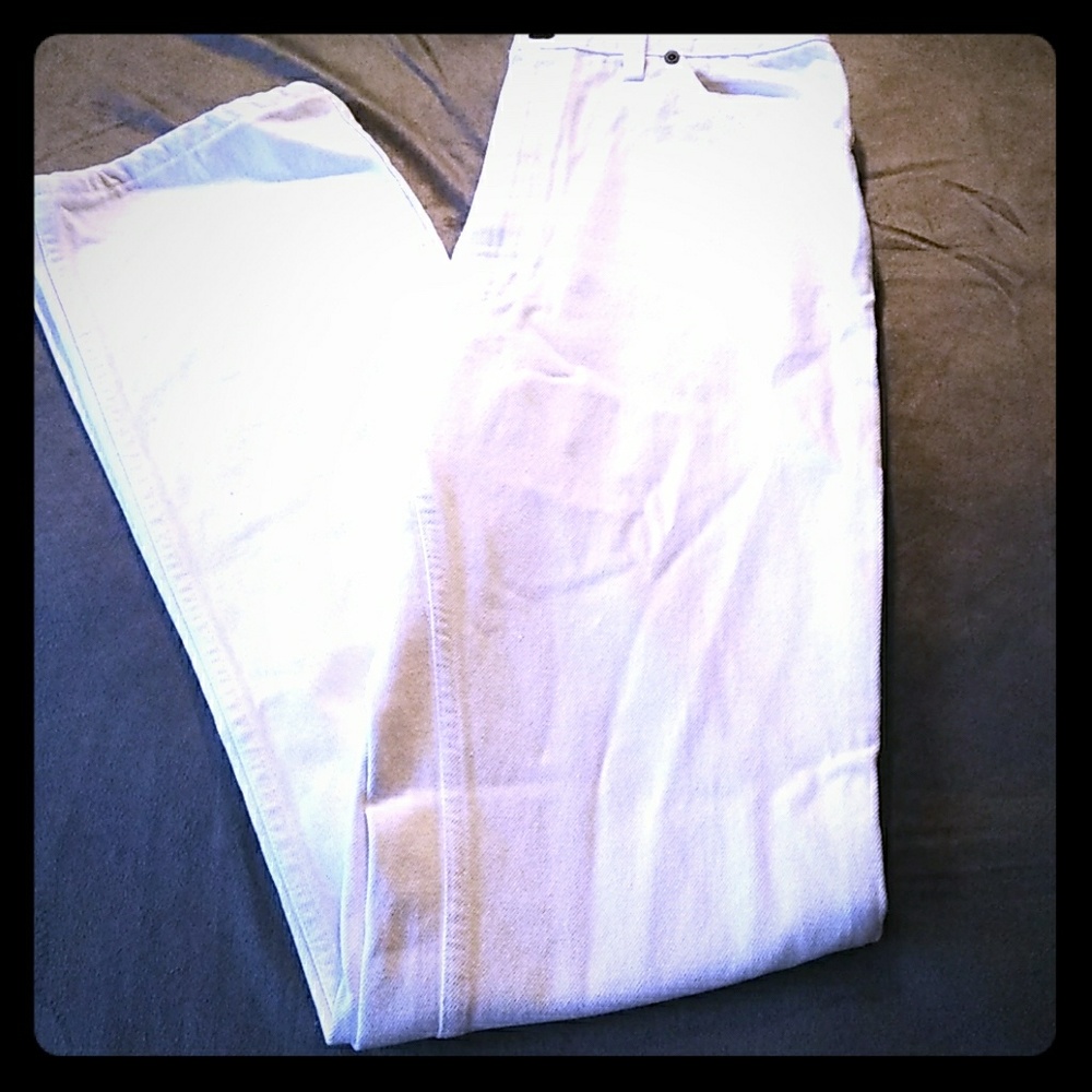34x38 White Jeans